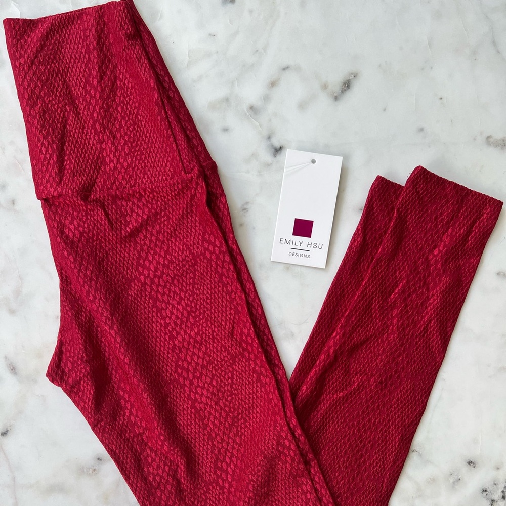 NEW WITH TAGS - Emily Hsu RED SNAKE leggings - size small